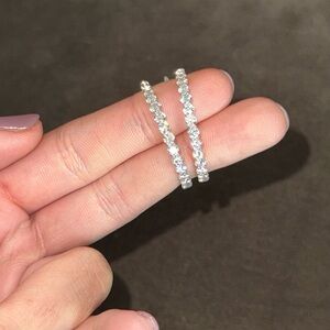 Elegant 14k White Gold Hoop Earrings